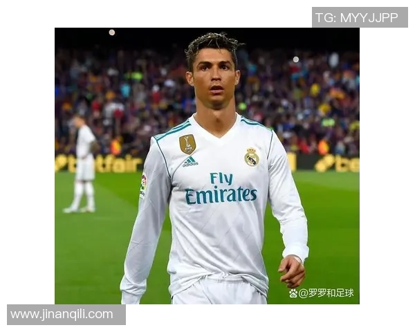 4号足球明星前锋的辉煌历程与未来展望解析 4号足球明星前锋的辉煌历程与未来展望解析