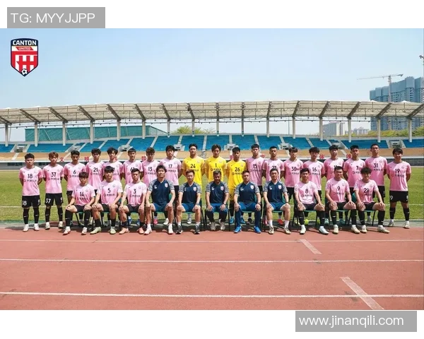 广州足球队荣登足球灵活性排行榜第五名展现出色竞技能力与团队合作精神